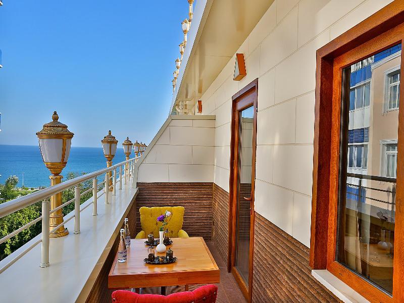 Hotel Emirhan Palace Istanbul Luaran gambar