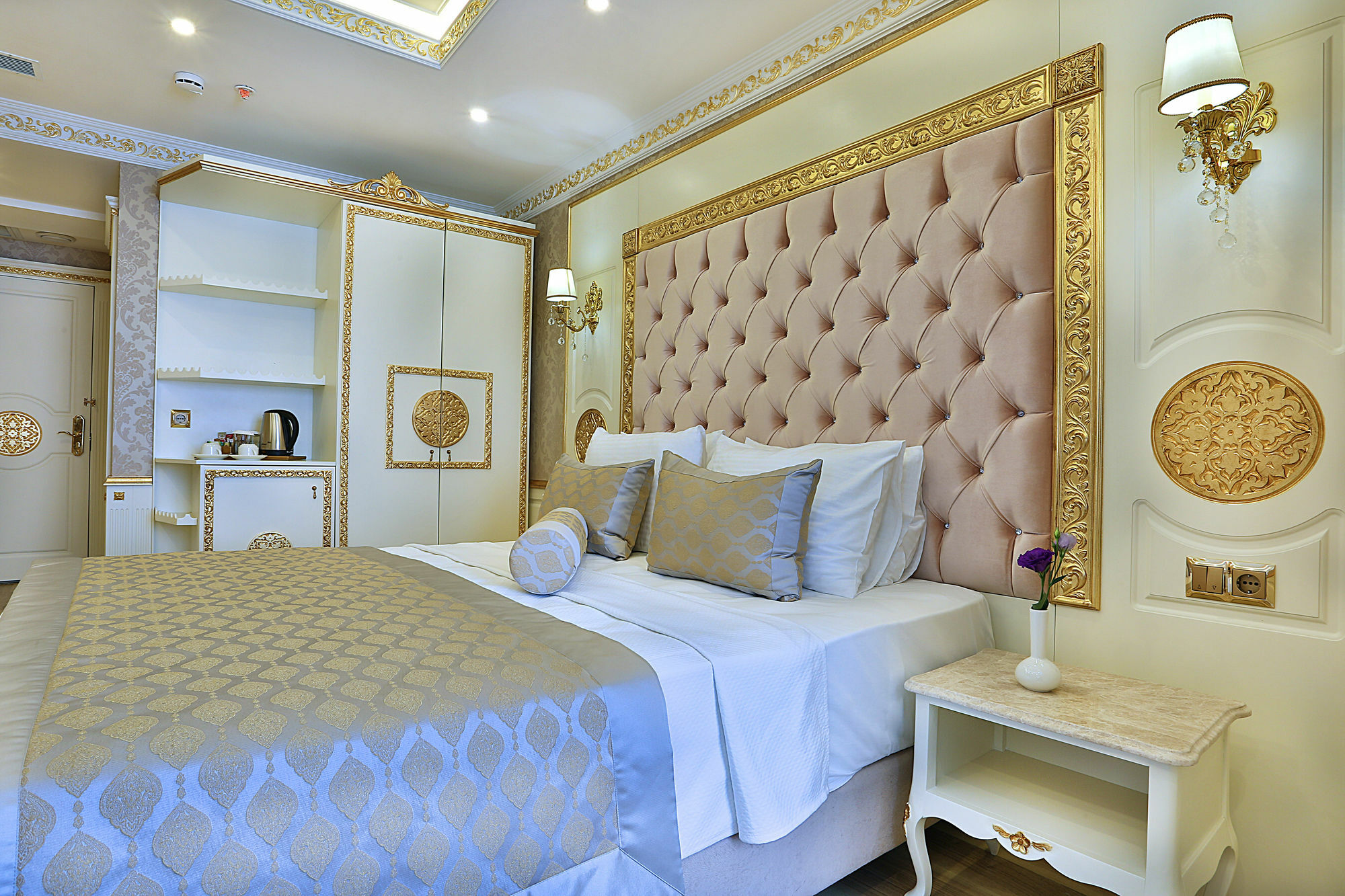 Hotel Emirhan Palace Istanbul Luaran gambar